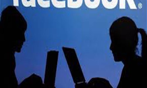 Nữ sinh chê bệnh viện trên Facebook được xếp lại loại khá, phụ huynh vẫn khiếu nại