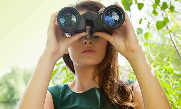 Sốc: 43% phụ nữ thừa nhận đã từng theo dõi 'nửa kia' của mình