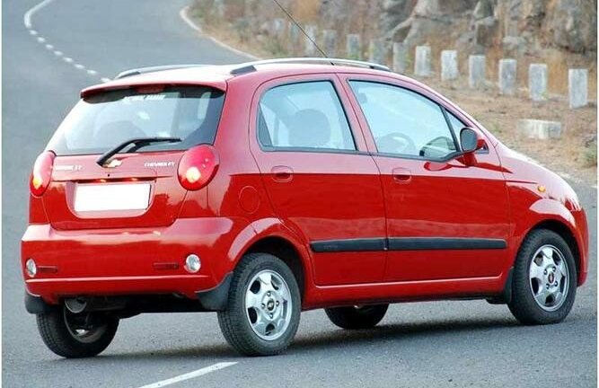 Ô tô van biển 'phantom D': Ế méo mặt, tháng bán vài ba xe