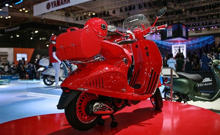 Chiêm ngưỡng loạt xe Vespa giá gần nửa tỷ xôn xao thị trường Việt