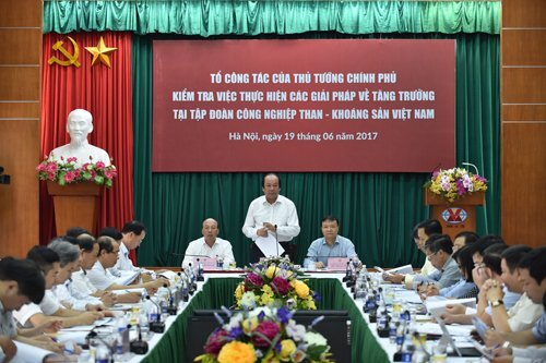 Thủ tướng yêu cầu TKV xử lý 9 triệu tấn than tồn kho