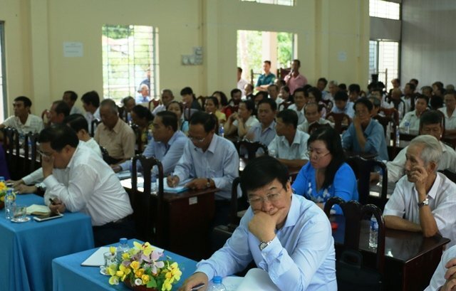 Chủ tịch Quốc hội: 'Nay giải cứu thịt lợn, mai giải cứu dưa hấu, mốt còn cứu gì nữa?'