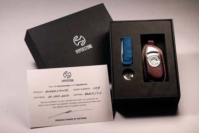 Kiếm bộn tiền nhờ kinh doanh đồ chơi mới nổi spinner