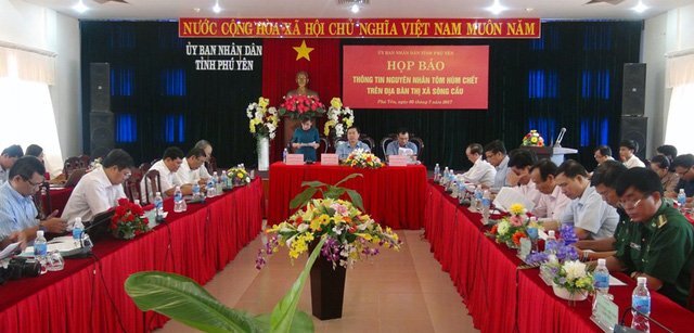 Tôm hùm chết hàng loạt tại Phú Yên: Có phải do nhà máy xả thải?