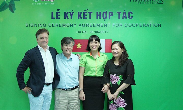 Lần đầu tiên ra mắt thương hiệu Thảo dược châu Âu tại Việt Nam