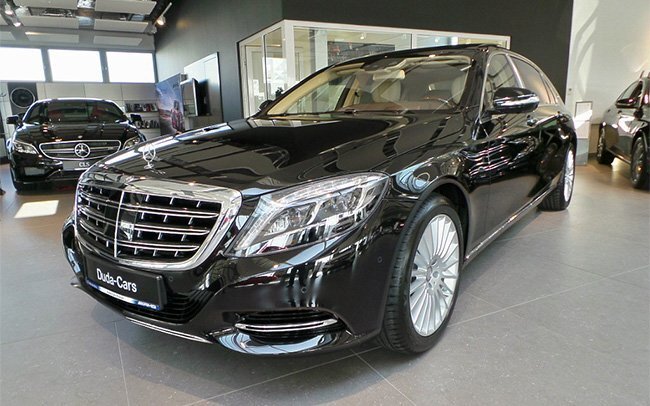 Lexus giảm 200 triệu, Audi giảm 500 triệu: Vẫn khó bán