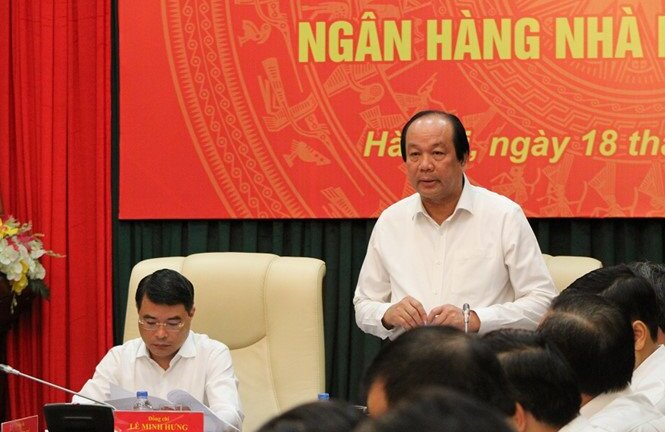 Thủ tướng yêu cầu sớm có chủ trương huy động USD trong dân