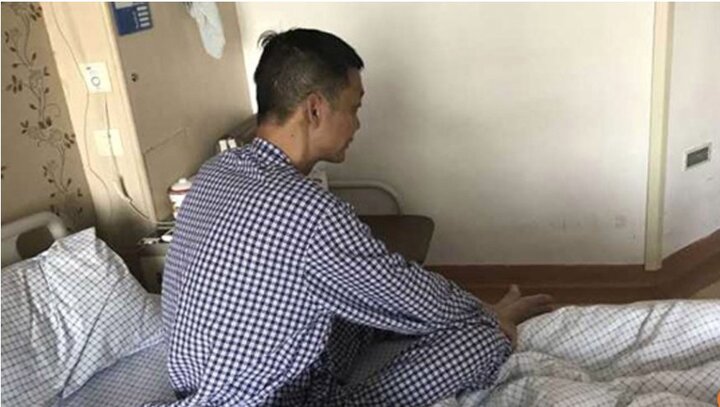 Nhập viện vì suy thận cấp tính do ăn 54 cây kem trong cùng một lúc