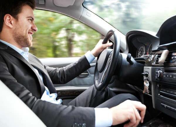 Cảnh báo: Lái xe hơn 2 tiếng mỗi ngày sẽ bị kém thông minh