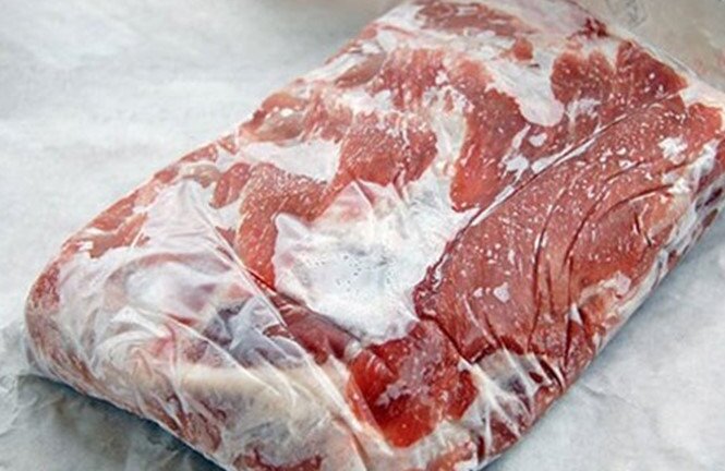 Thịt đông lạnh: Cẩn thận ngộ độc và nhiễm khuẩn