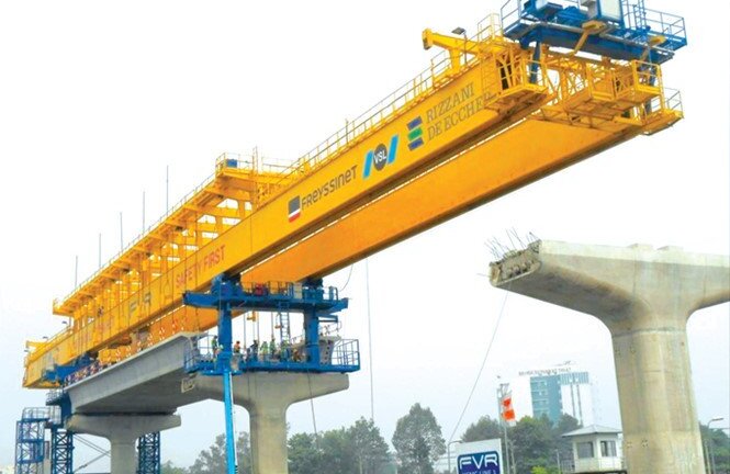 Metro Sài Gòn nợ như chúa Chổm