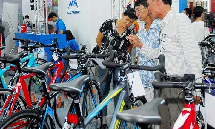 Tăng thuế: Nguy cơ doanh nghiệp 'chết yểu'