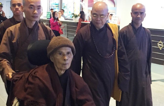 Thiền sư Thích Nhất Hạnh về Việt Nam tịnh dưỡng