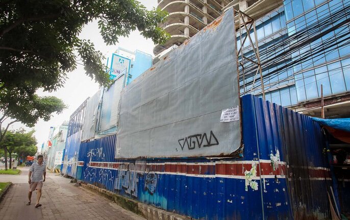 Cận cảnh cao ốc có sân đỗ trực thăng sắp bị đấu giá