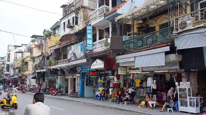 Giá nhà cao gấp 25 lần thu nhập người dân: Nhà ở đang phải 'cõng' chi phí quá lớn