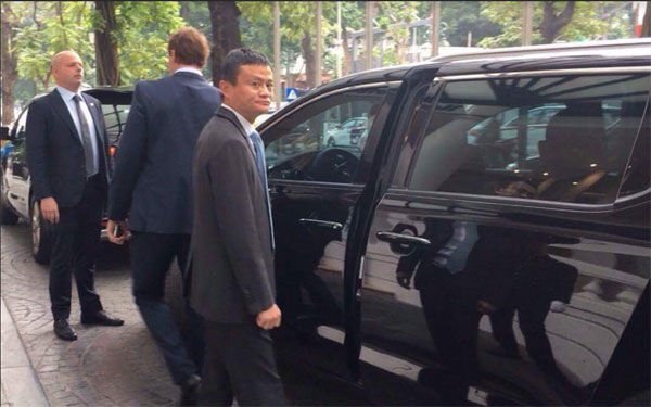 Những hình ảnh đầu tiên của tỷ phú Jack Ma tại Hà Nội