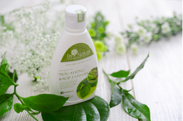 Dung dịch vệ sinh phụ nữ I’m Nature có gì mà khiến chị em đổ xô săn lùng?