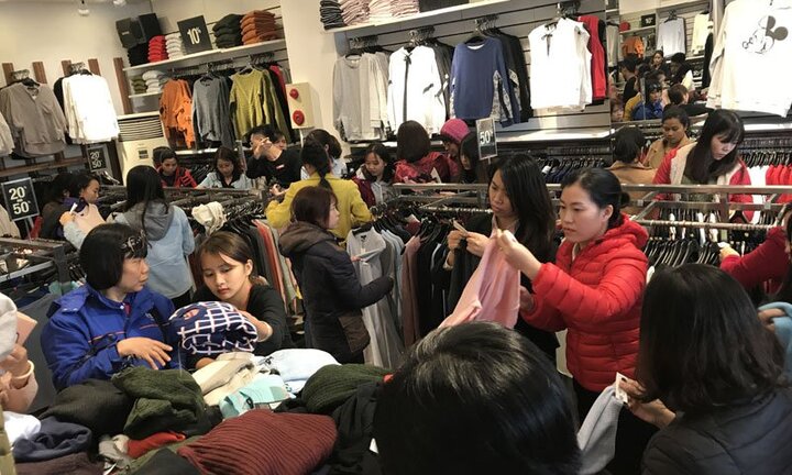 Hậu Black Friday: Chi ngàn USD mua đồ rồi 'khóc ròng' thanh lý gấp