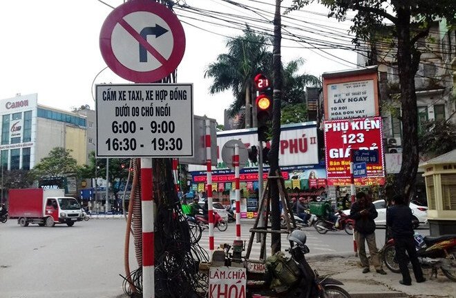 Hà Nội cấm Uber, Grab ở 13 tuyến phố vào giờ cao điểm