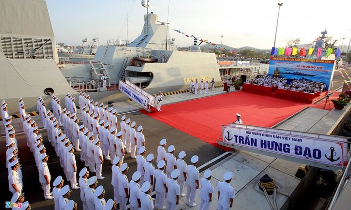 Thượng cờ 2 tàu hộ vệ tên lửa Gepard 3.9 Quang Trung, Trần Hưng Đạo