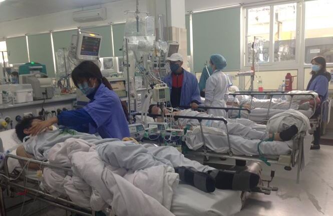 Bác sỹ chờ bệnh nhân tỉnh rượu để tìm nguyên nhân điều trị bệnh