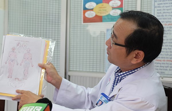 4 nạn nhân vụ nổ khí hầm nhà vệ sinh bị bỏng nặng