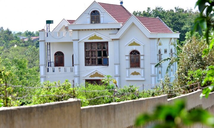 Những biệt thự sai phép giá triệu USD của quan chức