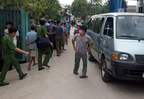 Thi thể người phụ nữ có nhiều vết thương trong phòng trọ khóa cửa