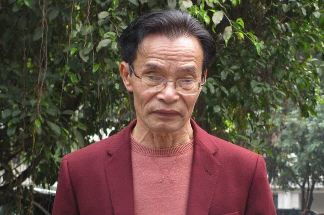 TS Lê Xuân Nghĩa: 'Nên từ bỏ giấc mơ trở thành một cường quốc công nghiệp'