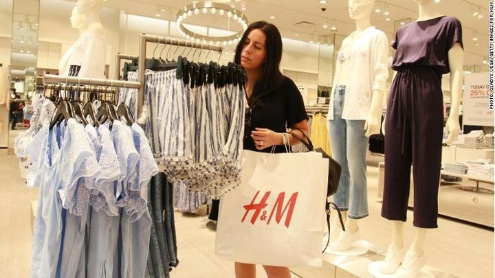 H&M ế 4 tỷ USD quần áo, sắp thanh lý ồ ạt?