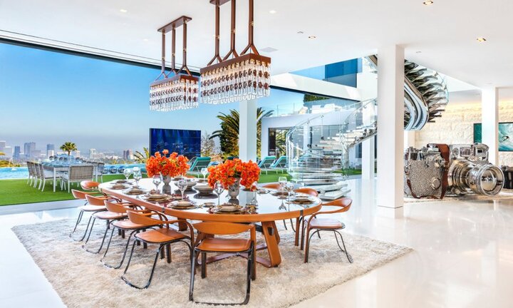 Choáng ngợp trước biệt thự xa hoa nhất nước Mỹ bỏ hoang vì không ai mua