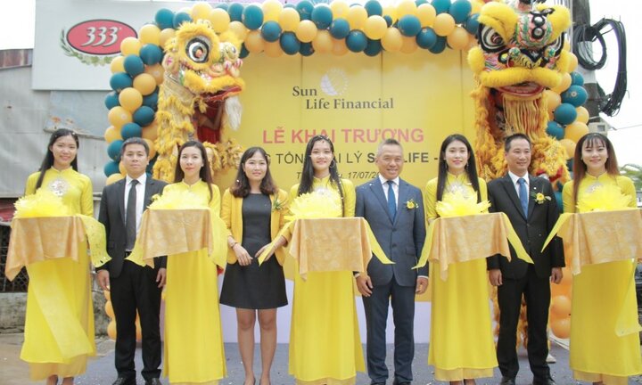 Sun Life Việt Nam giới thiệu mô hình Văn phòng Tổng đại lý đầu tiên tại Cà Mau