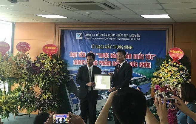 Doanh nghiệp đầu tiên được chứng nhận đạt yêu cầu 'Thực hành sản xuất tốt' GMP thực phẩm bảo vệ sức khỏe