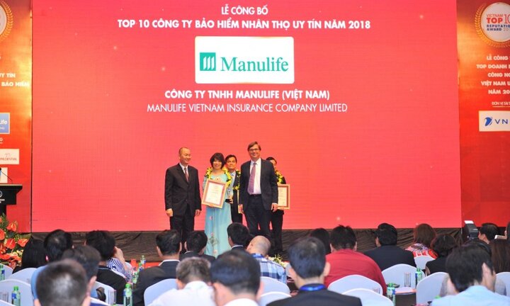 Manulife Việt Nam giữ vững vị trí trong Top 3 công ty BHNT uy tín 2018
