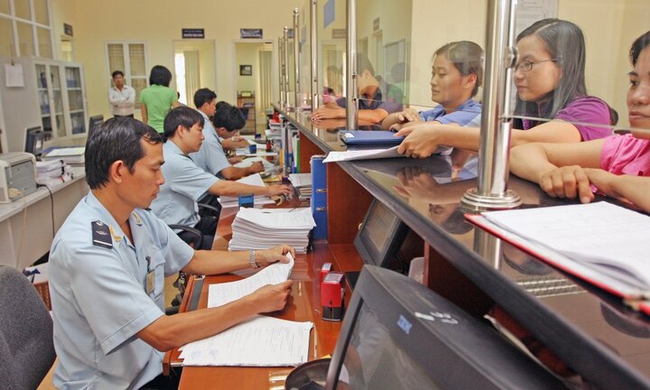 Tháo gỡ vướng mắc của doanh nghiệp, xử lý cán bộ nhũng nhiễu trong lĩnh vực thuế, hải quan