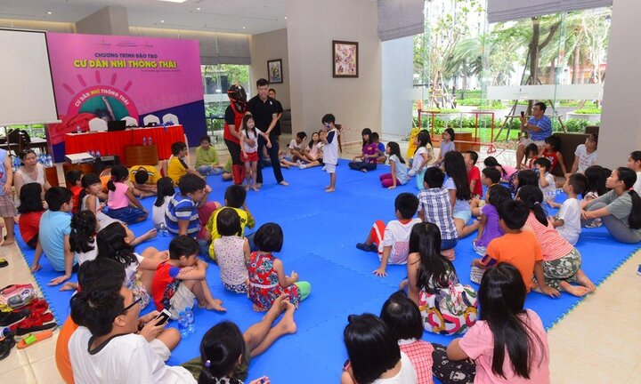 Phụ huynh Vinhomes giảm gánh lo vì các con được học cách chống xâm hại