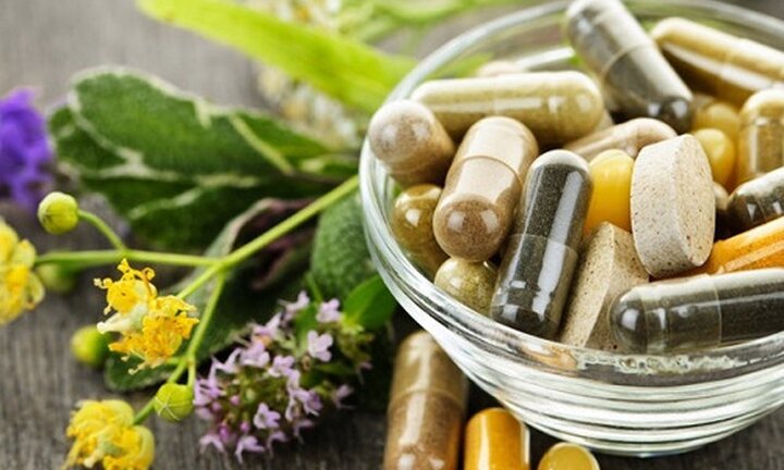 Xử phạt gần 700 triệu đồng đối với 12 cơ sở vi phạm về an toàn thực phẩm
