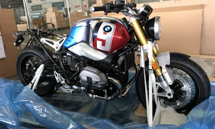 BMW R nineT Spezial và K1600 Grand America bất ngờ xuất hiện tại sân bay Tân Sơn Nhất