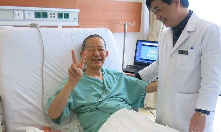 Phẫu thuật robot 'trị' ung thư tiền liệt tuyến cho bác sĩ người Nhật