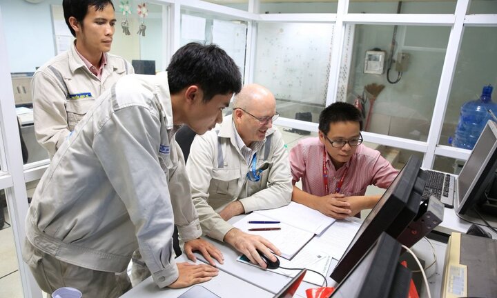 Nhà máy NLSH Dung Quất chính thức khởi động lại