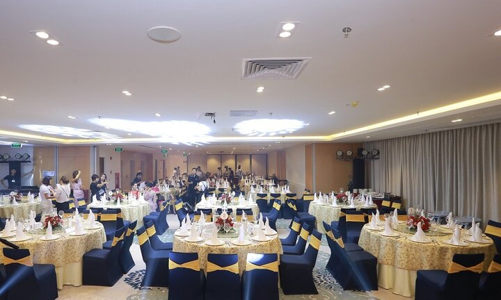 Dàn sao Việt xuất hiện lộng lẫy trong dạ tiệc TMS Luxury Party