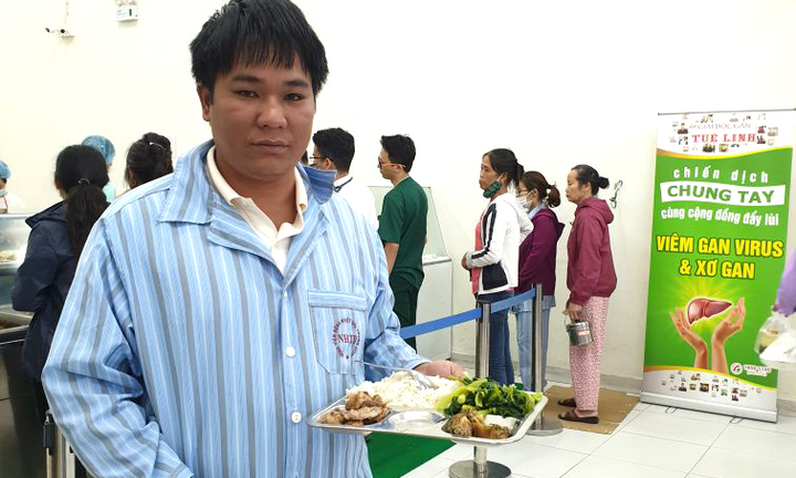 Các bệnh viện trên cả nước đồng loạt hưởng ứng chiến dịch đẩy lùi viêm gan virus và xơ gan