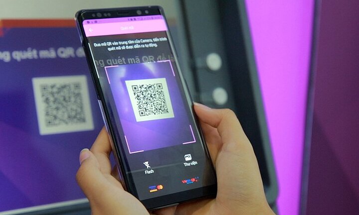 Cách nào để rút tiền tại ATM khi không mang theo thẻ?