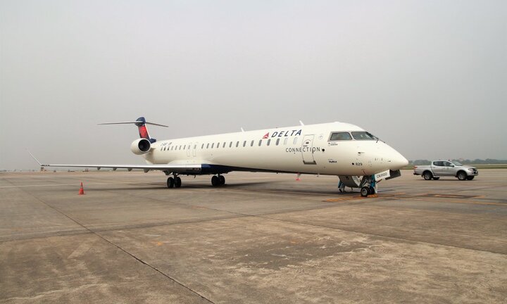 Vietnam Airlines tham gia bay thử nghiệm tàu bay CRJ900 Bombardier