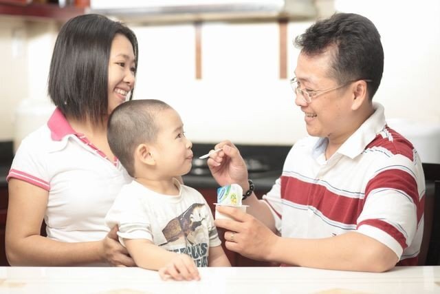 Ăn sữa chua mỗi ngày giúp trẻ phát triển toàn diện