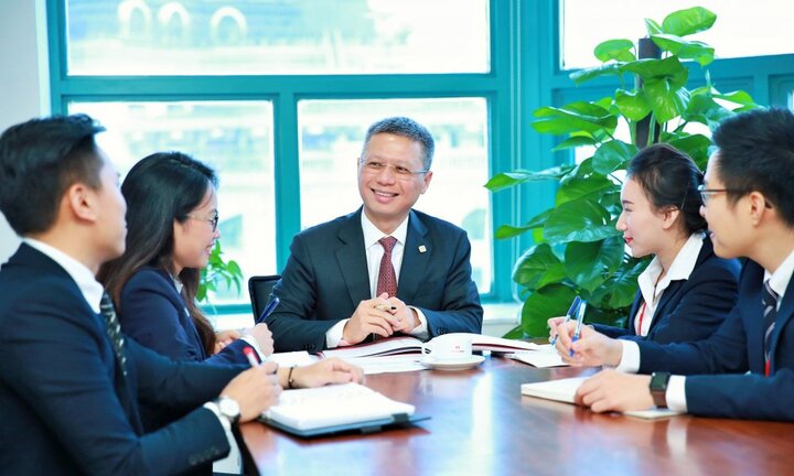 CEO Techcombank: 'Trồng cây ăn quả phải mất 3-10 năm, và thành quả của chúng tôi hôm nay đã được chuẩn bị từ 3-4 năm trước'