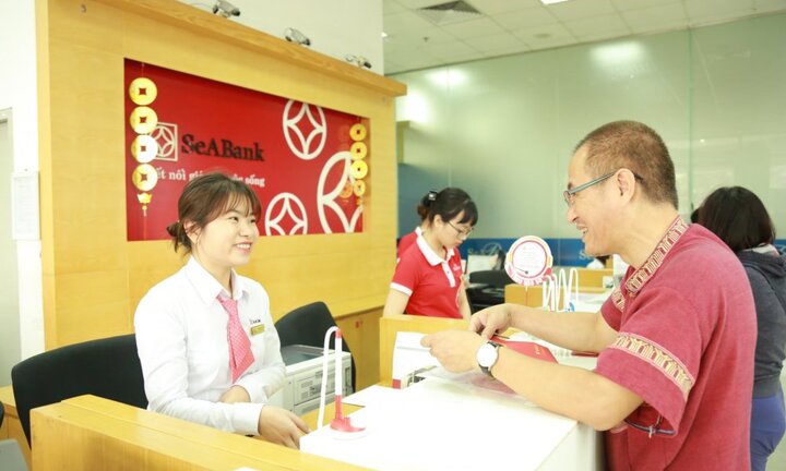 Ngân hàng mạnh tay 'tung' ưu đãi hút tiền gửi sau Tết