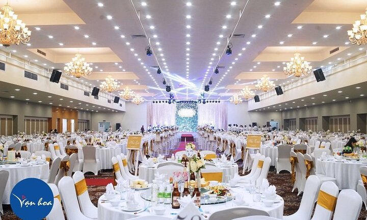 Trung tâm tiệc cưới Vạn Hoa chính thức triển khai giải pháp trả góp 0% lãi suất qua cổng thanh toán MPOS