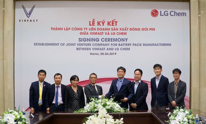 Vinfast và LG Chem hợp tác thành lập liên doanh sản xuất pin