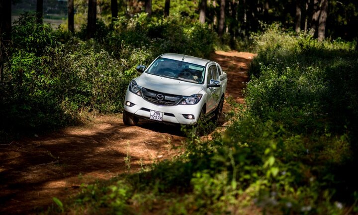 Mazda3 và loạt xe 'hot' giảm giá mạnh tay trong tháng 7